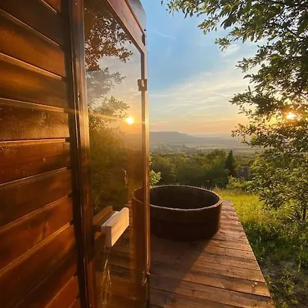 Holiday home Design & Panorama Sauna Varvolgy